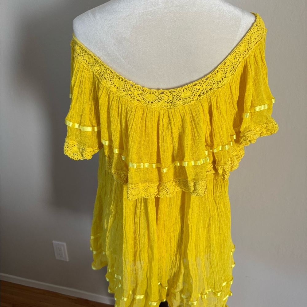 Jen's Pirate Booty Yellow Ruffle Lace Blouse - Picture 2 of 4